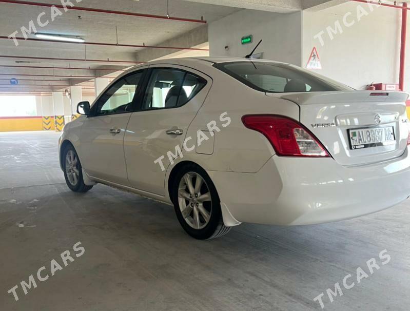 Nissan Versa 2012 - 107 000 TMT - Ашхабад - img 8