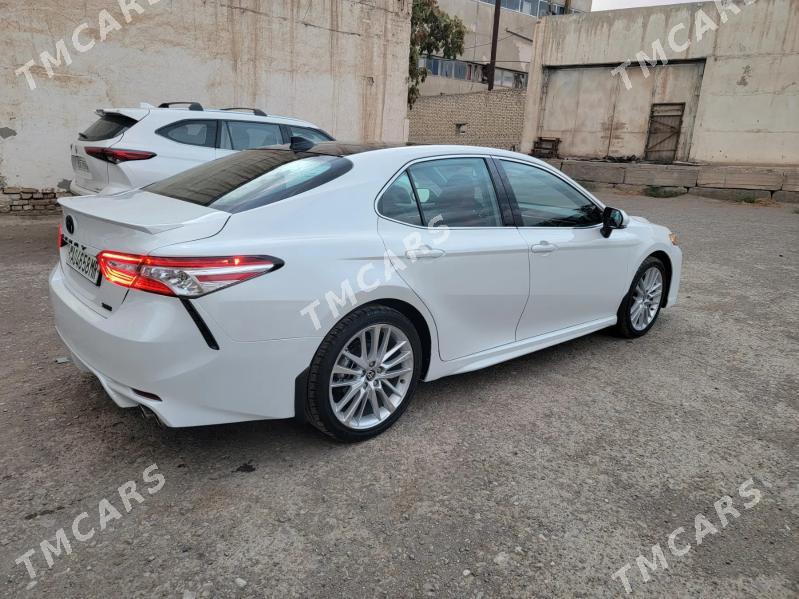 Toyota Camry 2020 - 400 000 TMT - Мары - img 4