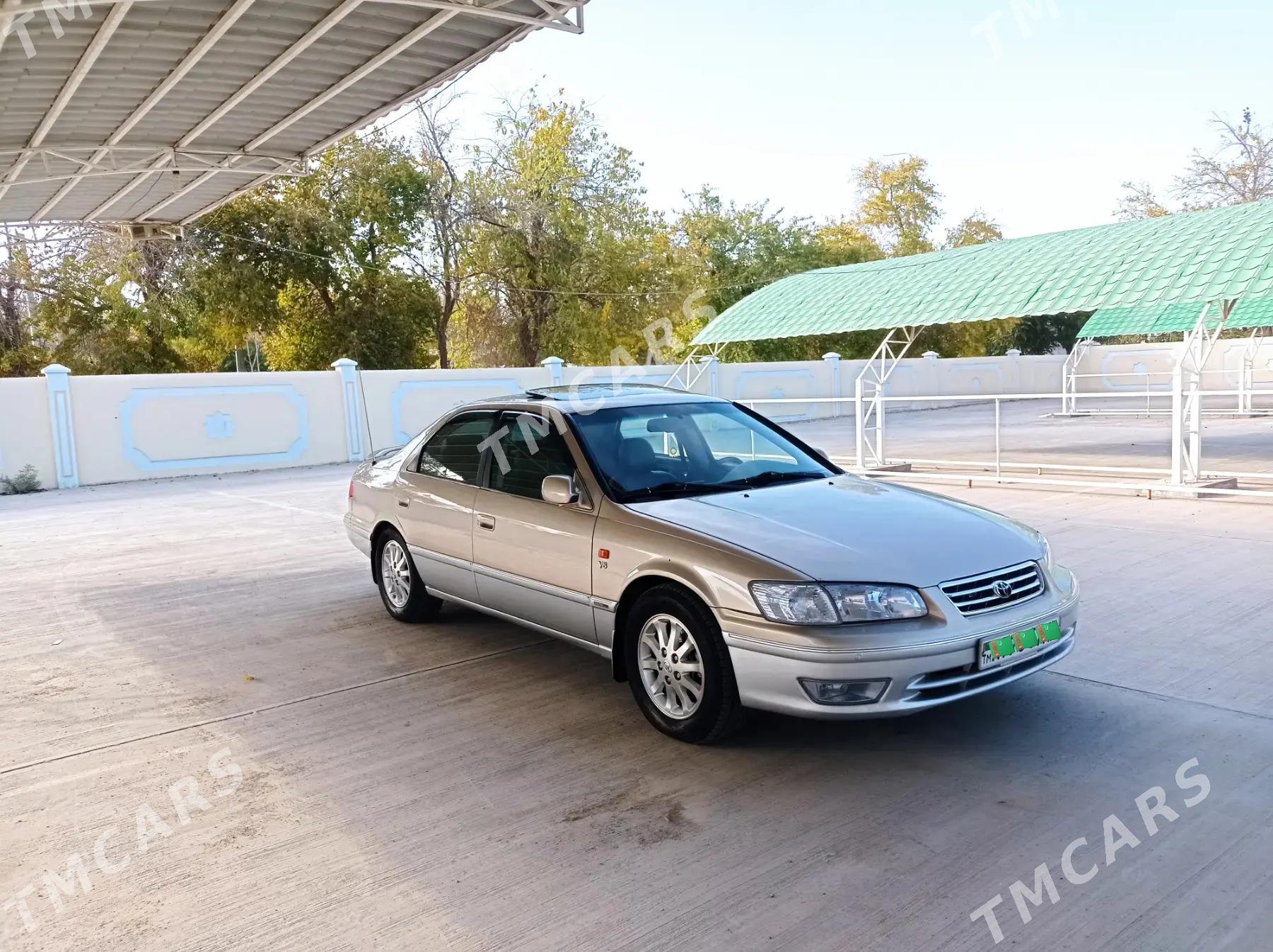 Toyota Camry 2000 - 170 000 TMT - Байрамали - img 3