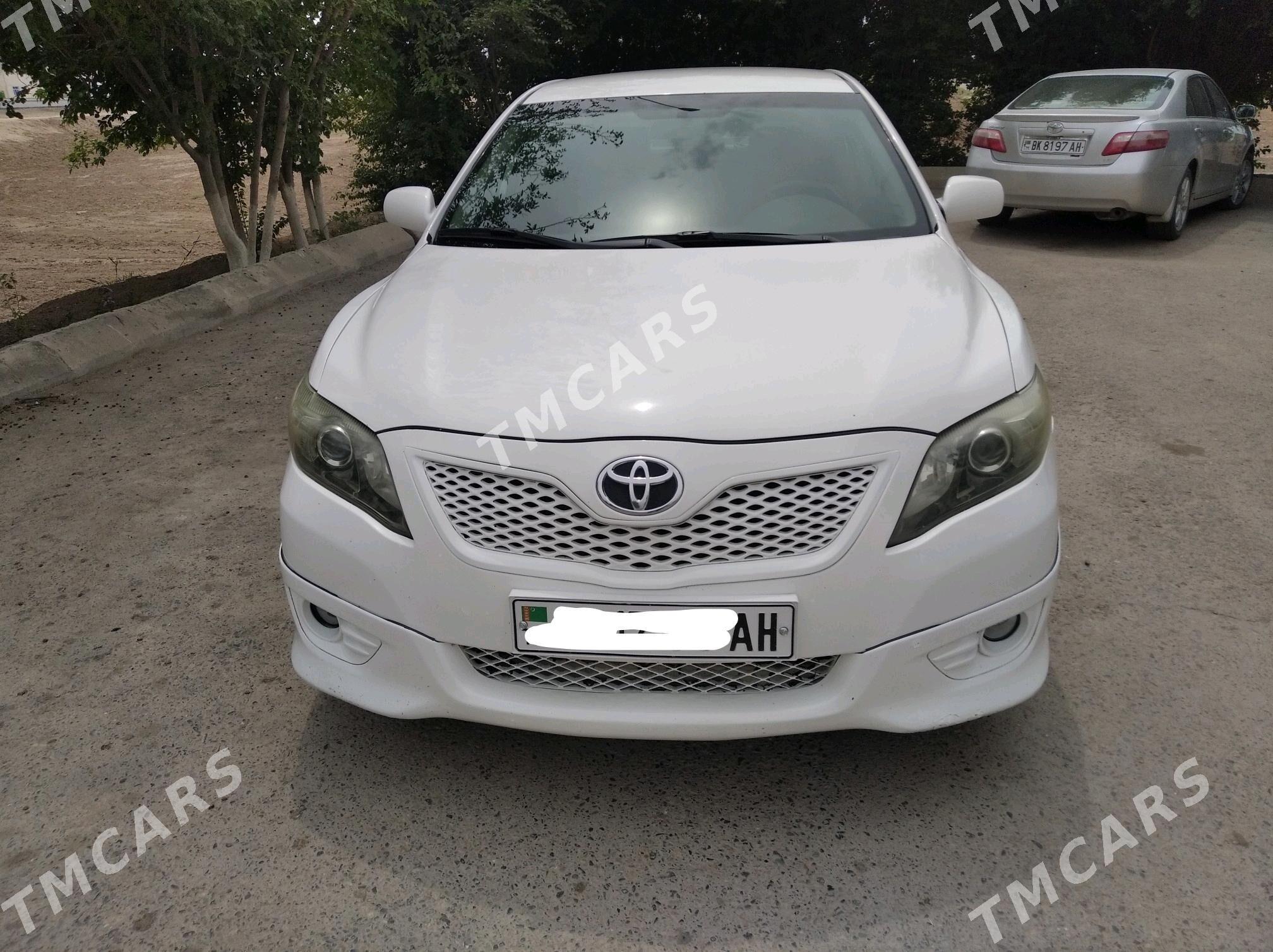 Toyota Camry 2011 - 160 000 TMT - Tejen - img 4