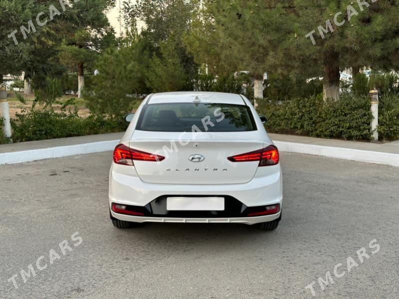 Hyundai Elantra 2020 - 215 000 TMT - Balkanabat - img 6