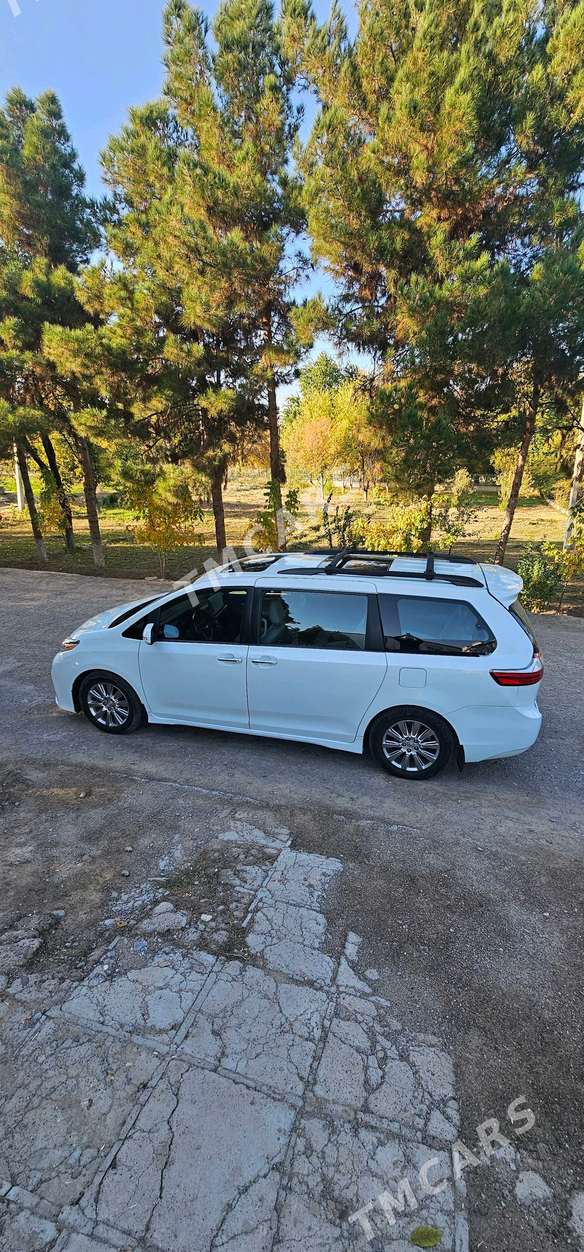 Toyota Sienna 2018 - 420 000 TMT - Mary - img 3