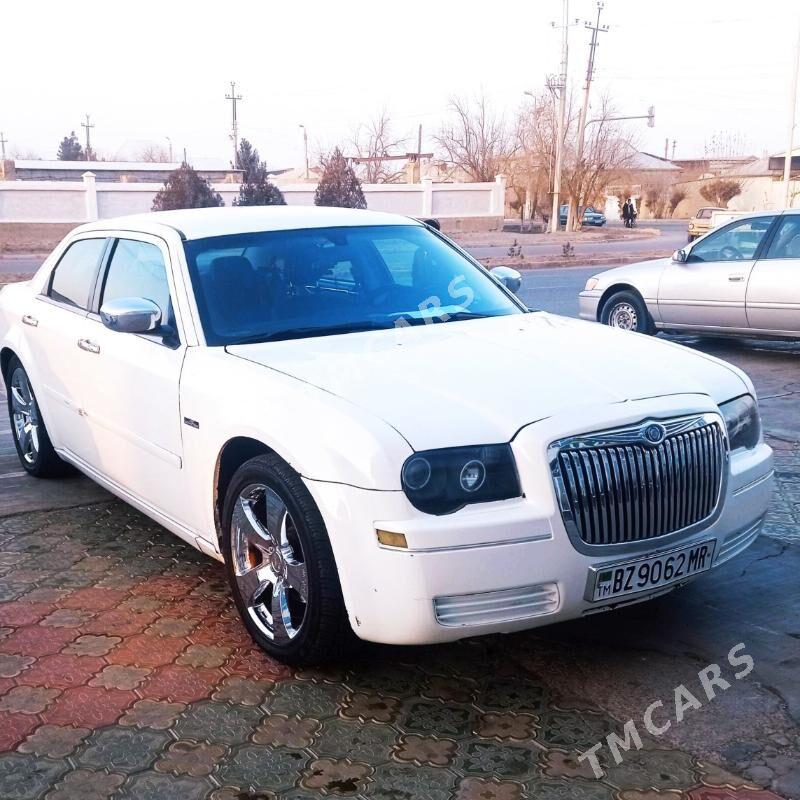 Chrysler 300C 2005 - 90 000 TMT - Mary - img 2