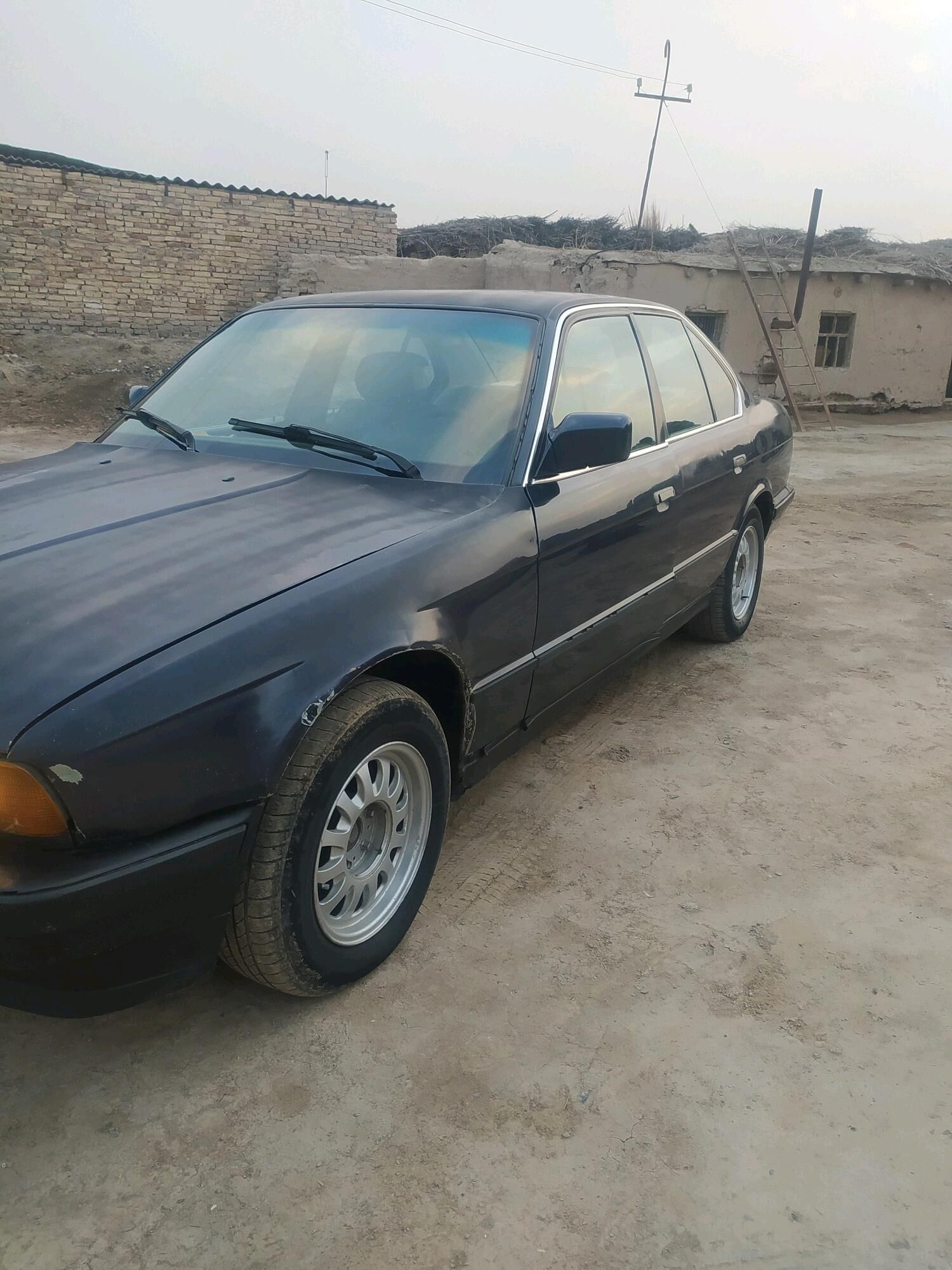 BMW 520 1990 - 30 000 TMT - Saýat - img 6