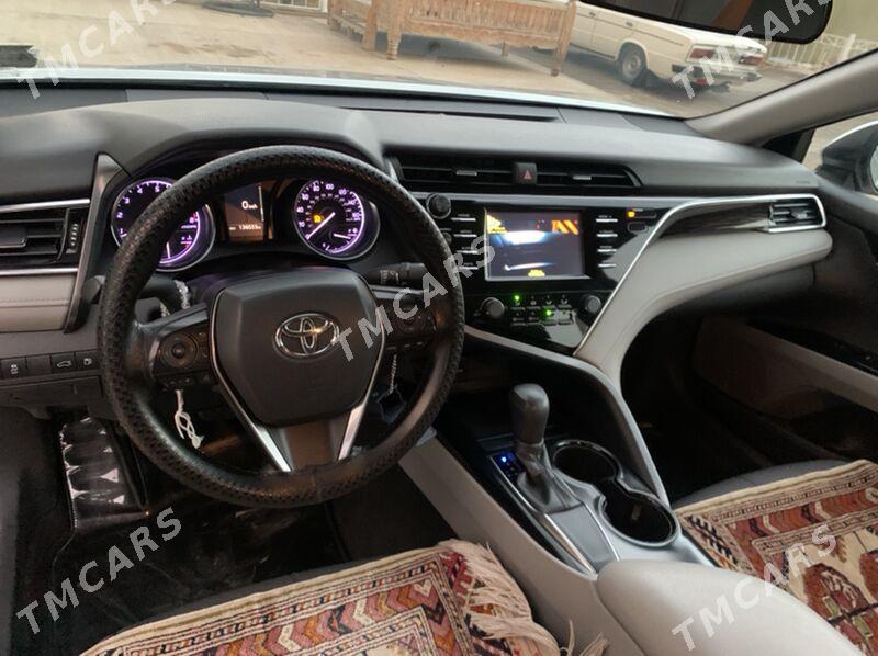 Toyota Camry 2019 - 260 000 TMT - Aşgabat - img 2