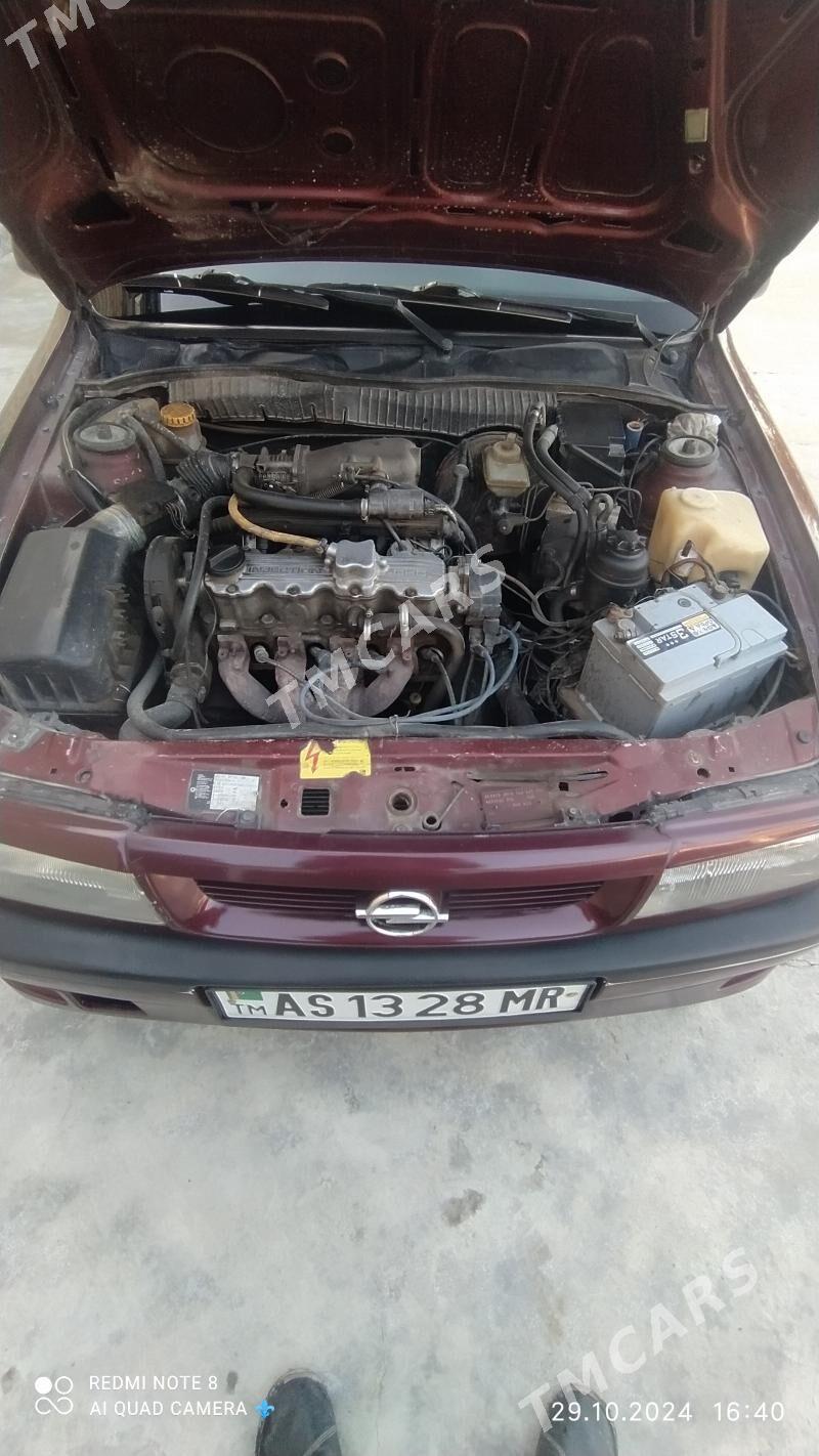 Opel Vectra 1991 - 40 000 TMT - Wekilbazar - img 3