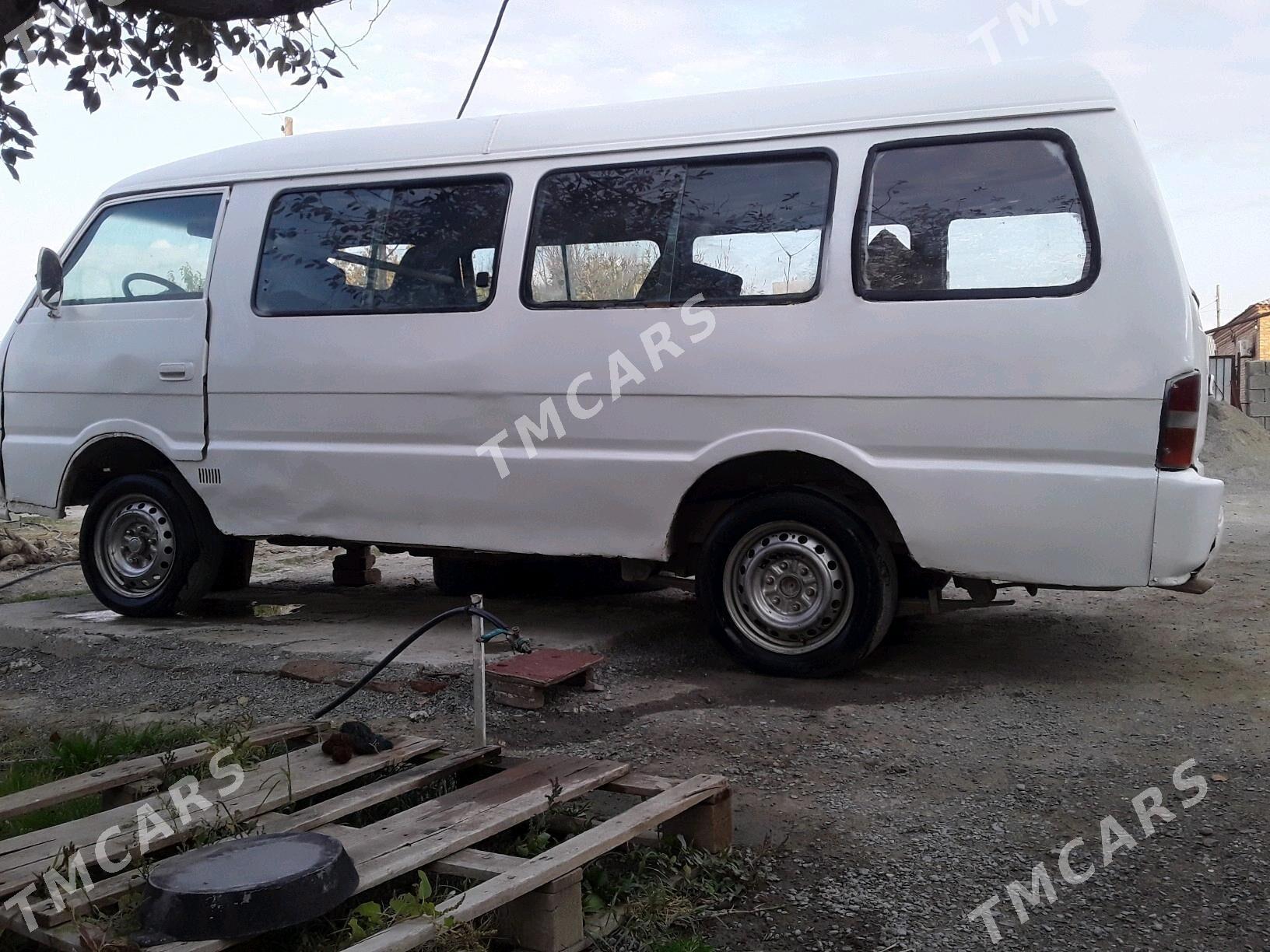 Toyota Hiace 1993 - 30 000 TMT - Бахарден - img 6