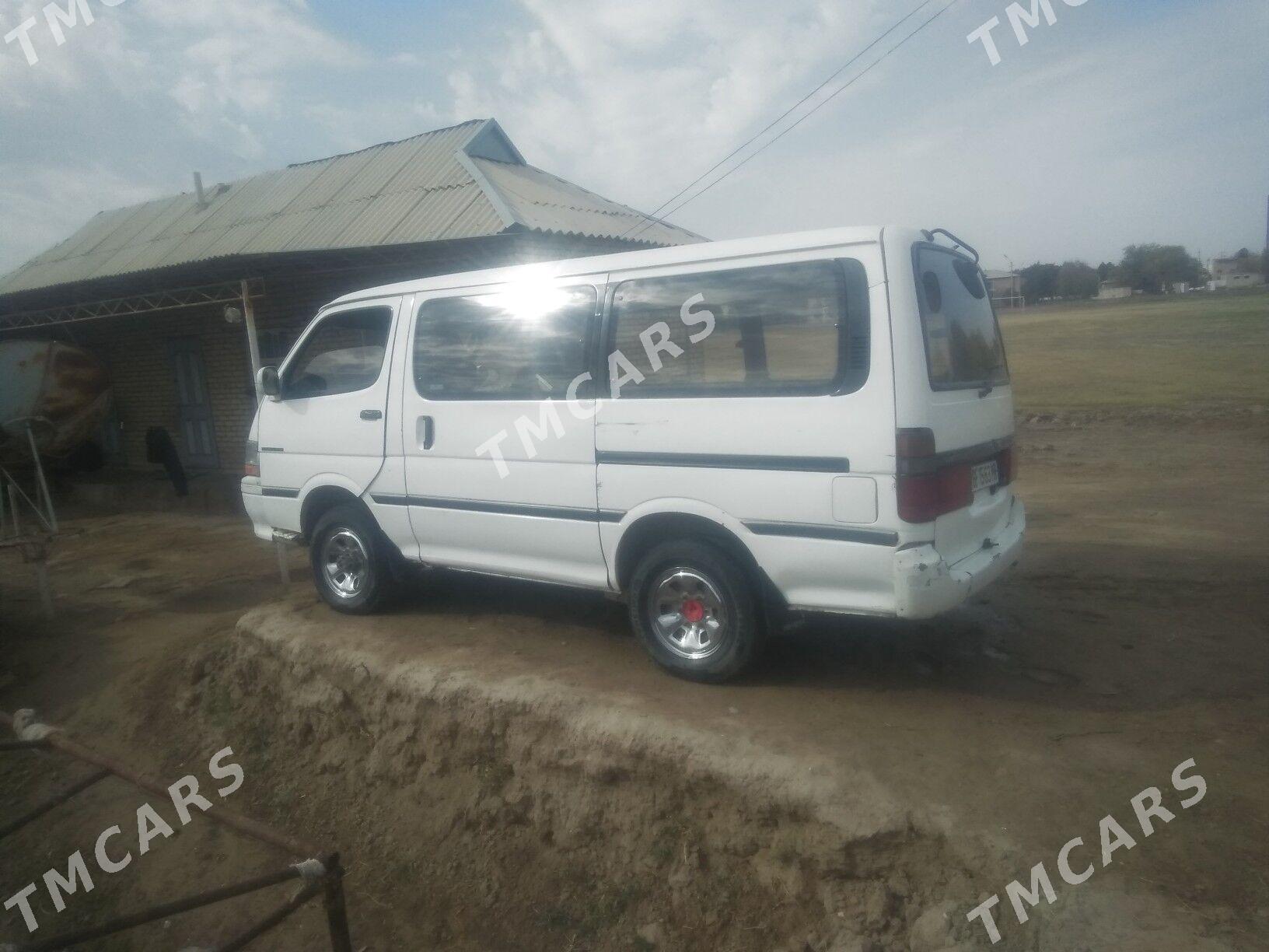 Toyota Hiace 1993 - 40 000 TMT - Mary - img 4