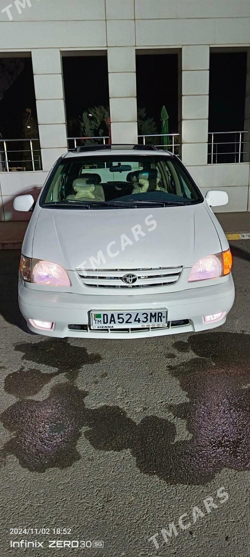 Toyota Sienna 2002 - 150 000 TMT - Wekilbazar - img 2