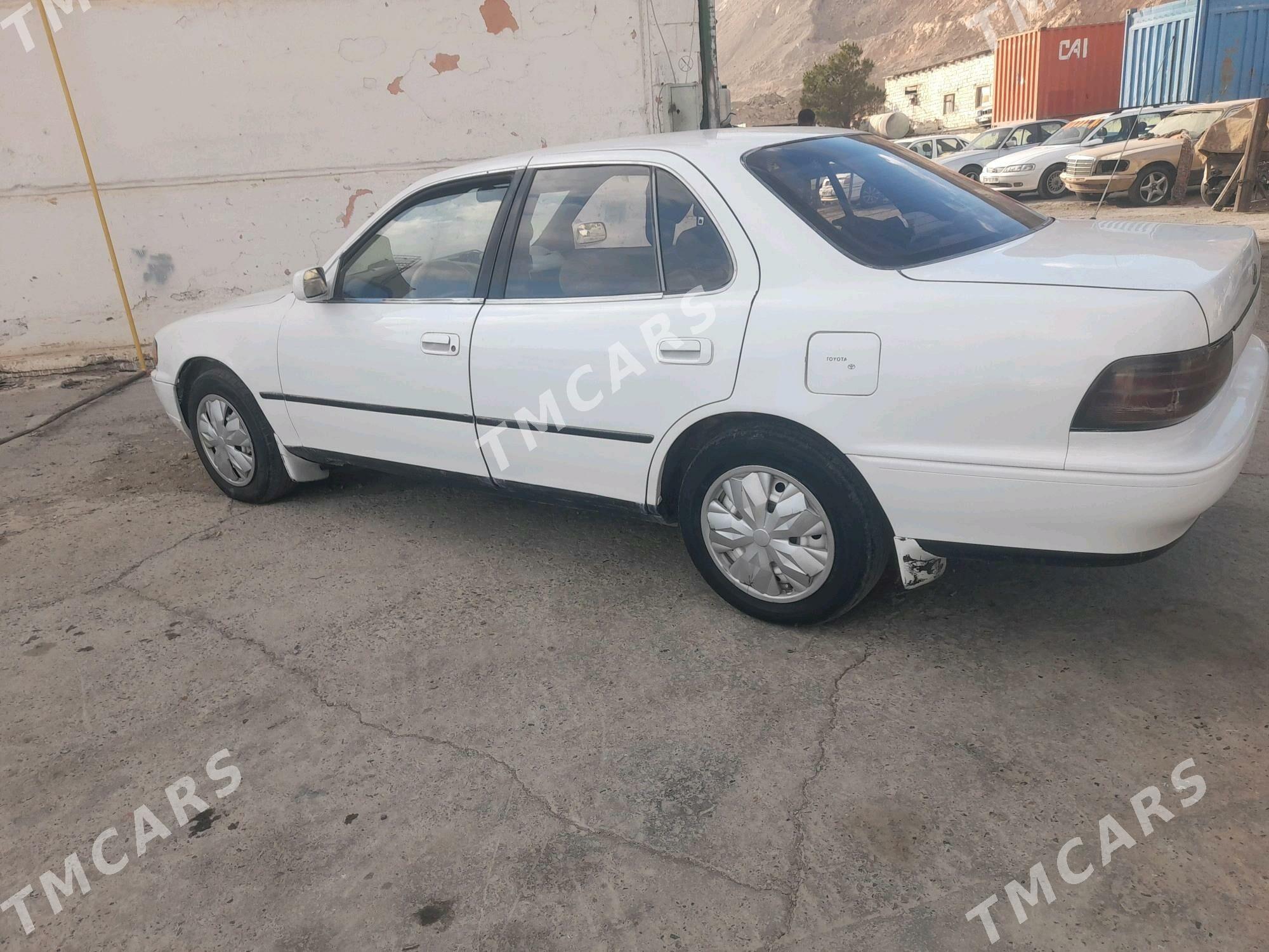 Toyota Camry 1993 - 38 000 TMT - Türkmenbaşy - img 3