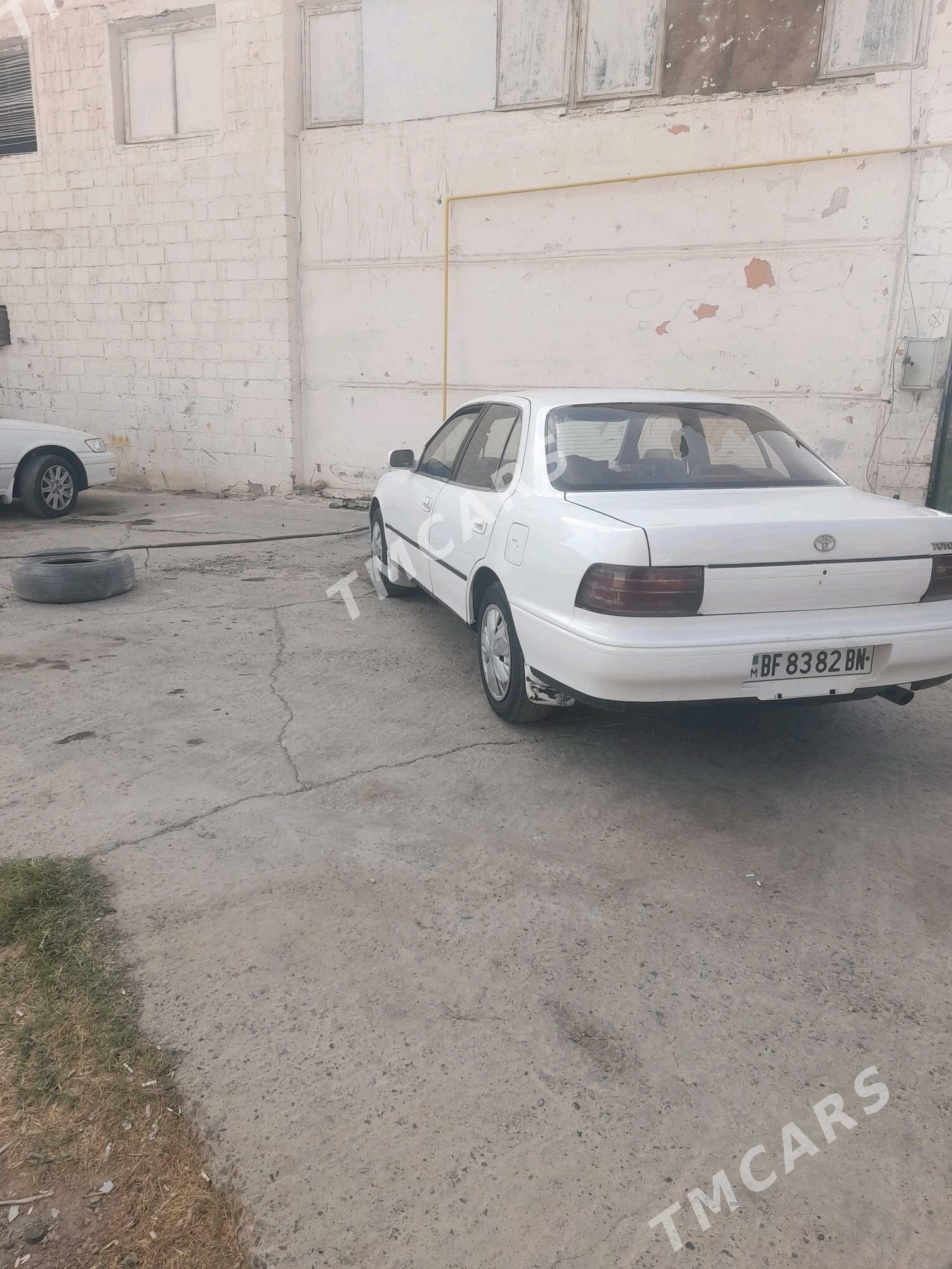 Toyota Camry 1993 - 38 000 TMT - Türkmenbaşy - img 4