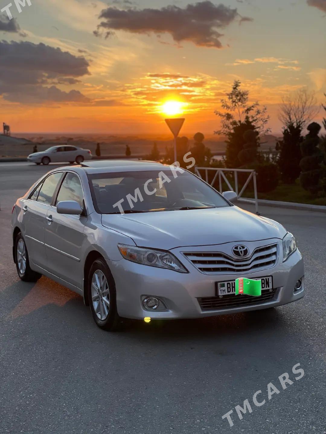 Toyota Camry 2010 - 187 000 TMT - Балканабат - img 2