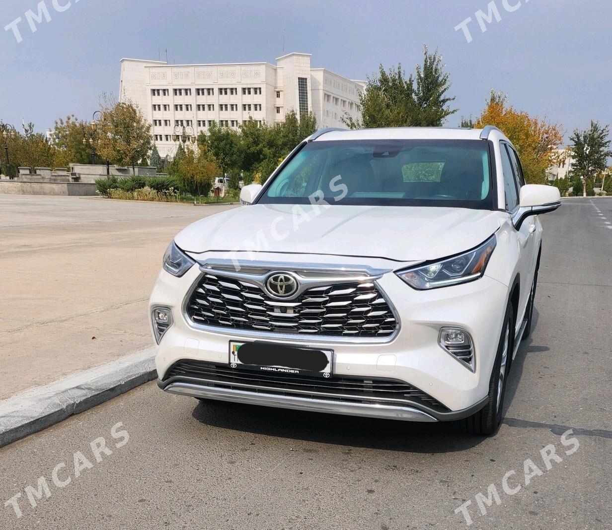 Toyota Highlander 2021 - 548 000 TMT - Дашогуз - img 4