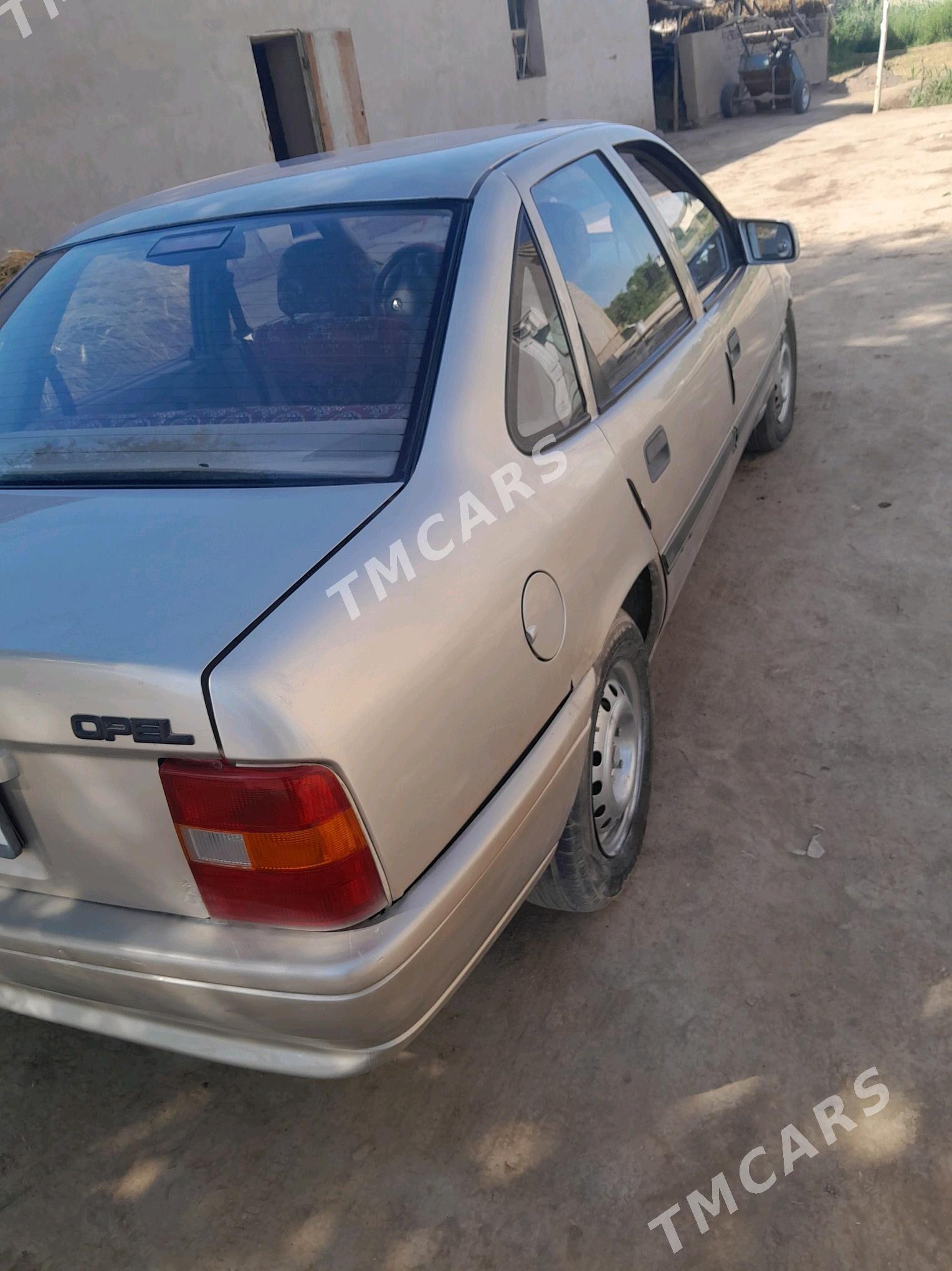 Opel Vectra 1991 - 35 000 TMT - Türkmenbaşy etr. - img 5