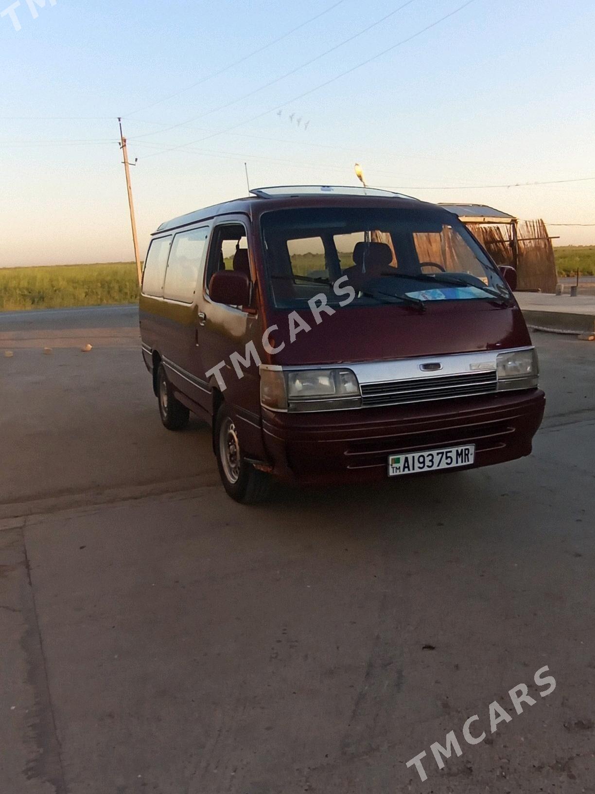 Toyota Hiace 1993 - 38 000 TMT - Mary - img 3