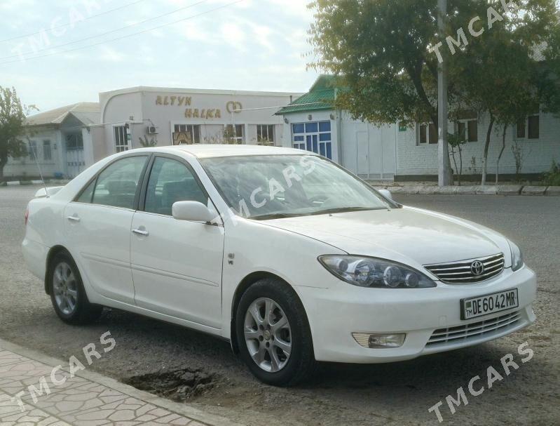 Toyota Camry 2003 - 127 000 TMT - Байрамали - img 2