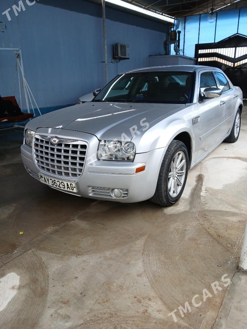 Chrysler 300 2006 - 110 000 TMT - Кëши - img 2