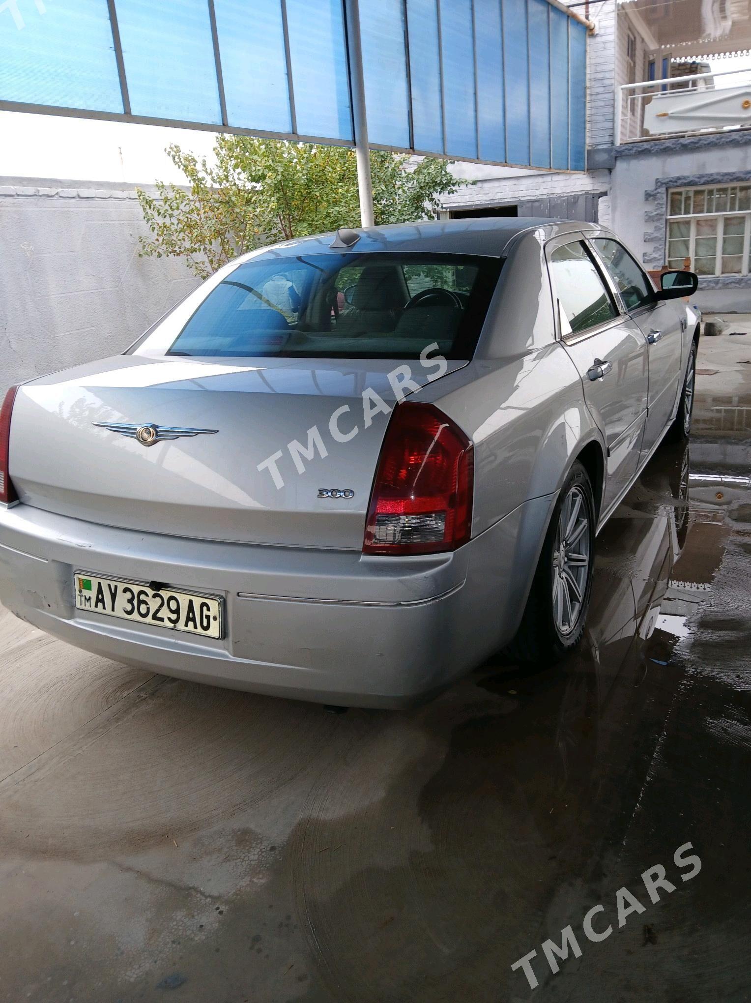 Chrysler 300 2006 - 110 000 TMT - Кëши - img 4