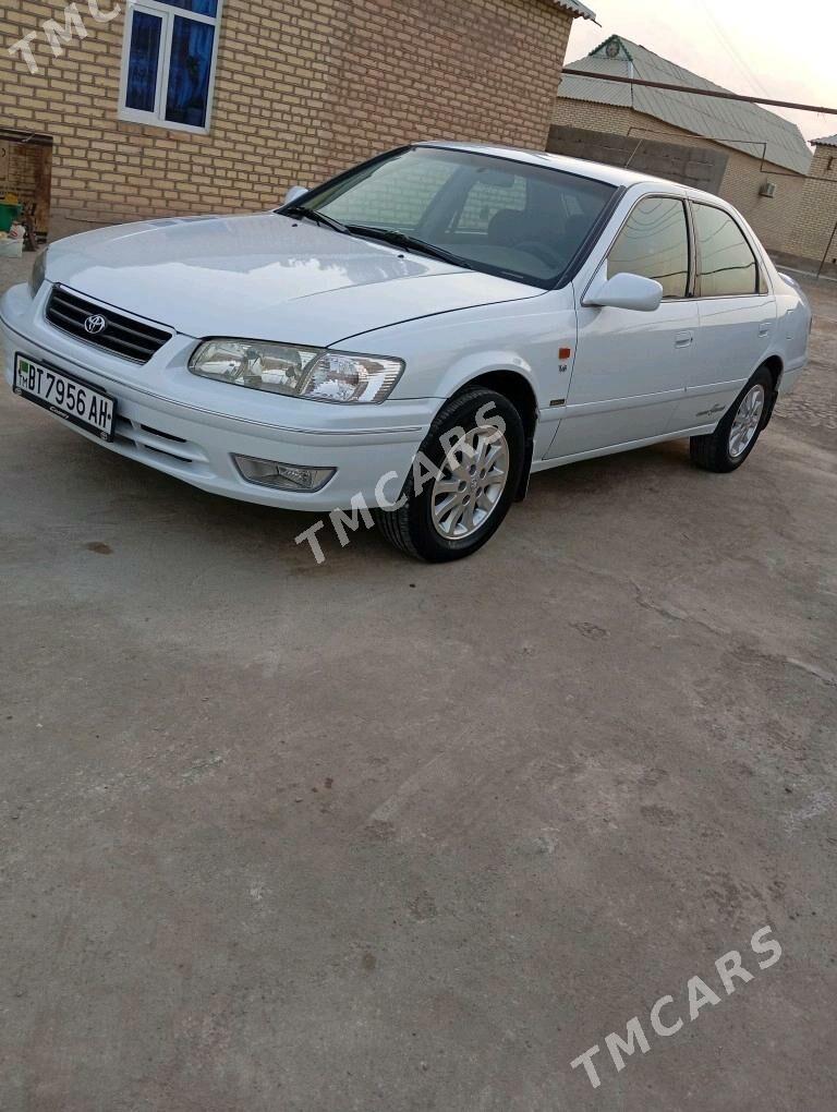 Toyota Camry 2001 - 118 000 TMT - Теджен - img 6