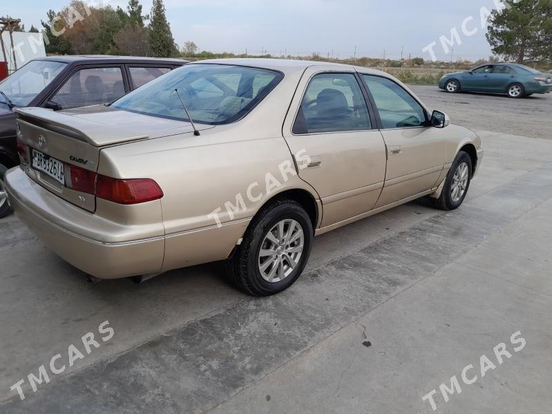 Toyota Camry 2000 - 97 000 TMT - Dänew - img 2