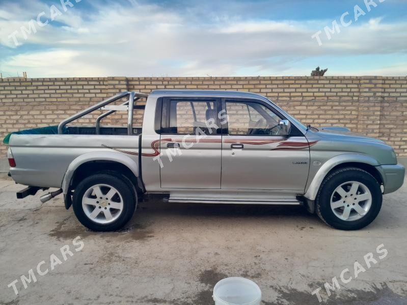 Mitsubishi L200 2003 - 110 000 TMT - Серахс - img 4