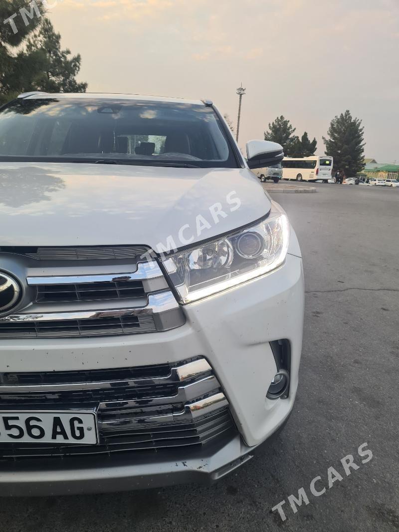 Toyota Highlander 2018 - 480 000 TMT - Aşgabat - img 3