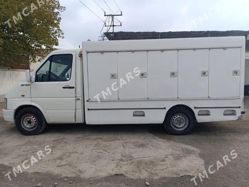 Volkswagen Crafter 2002 - 260 000 TMT - Aşgabat - img 2