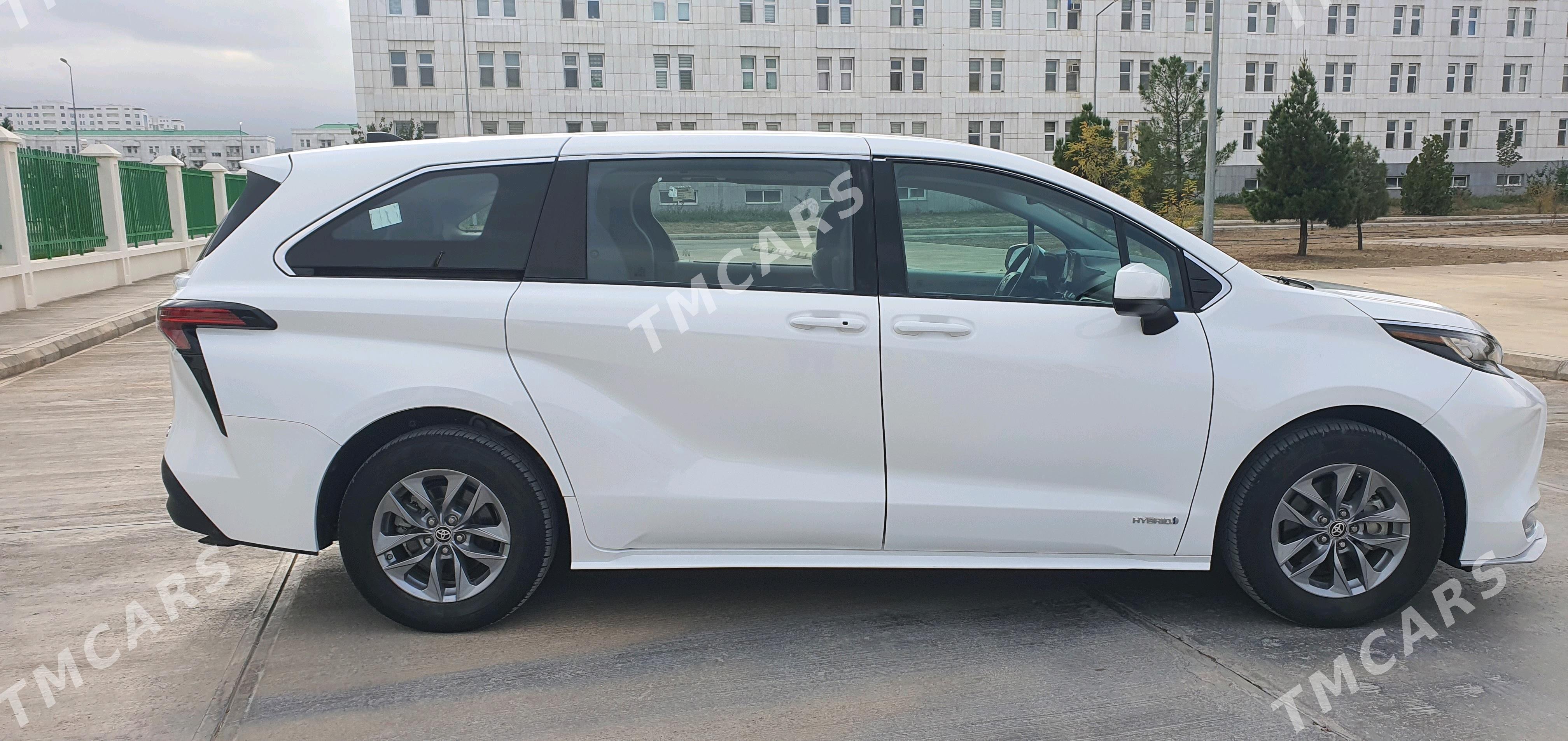 Toyota Sienna 2021 - 546 000 TMT - Aşgabat - img 4