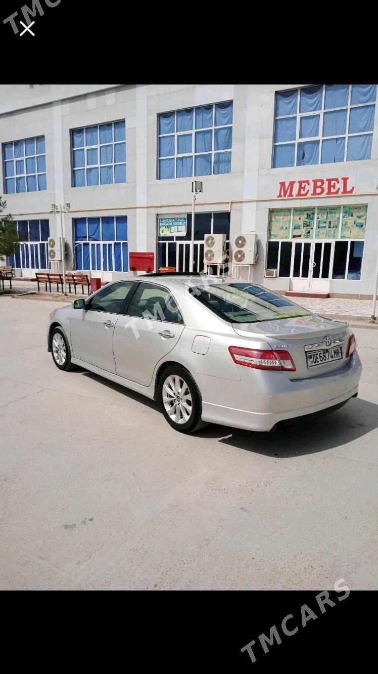 Toyota Camry 2010 - 190 000 TMT - Мары - img 3