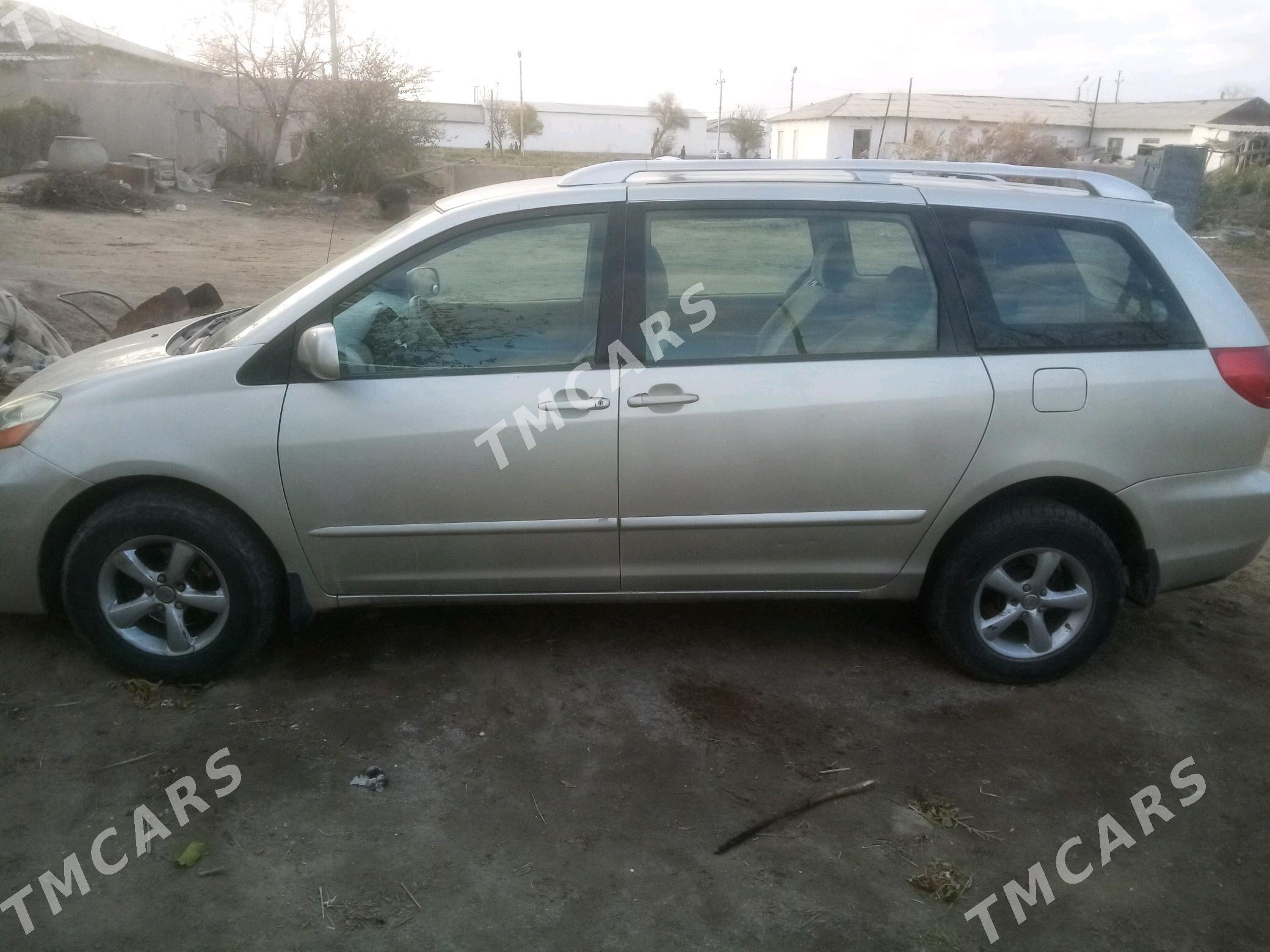 Toyota Sienna 2008 - 170 000 TMT - Türkmenbaşy etr. - img 3