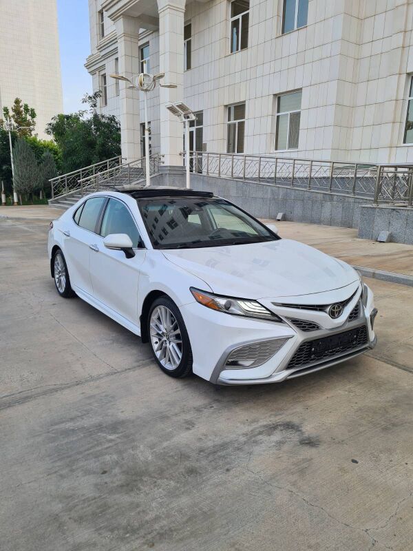 Toyota Camry 2018 - 325 000 TMT - Aşgabat - img 2