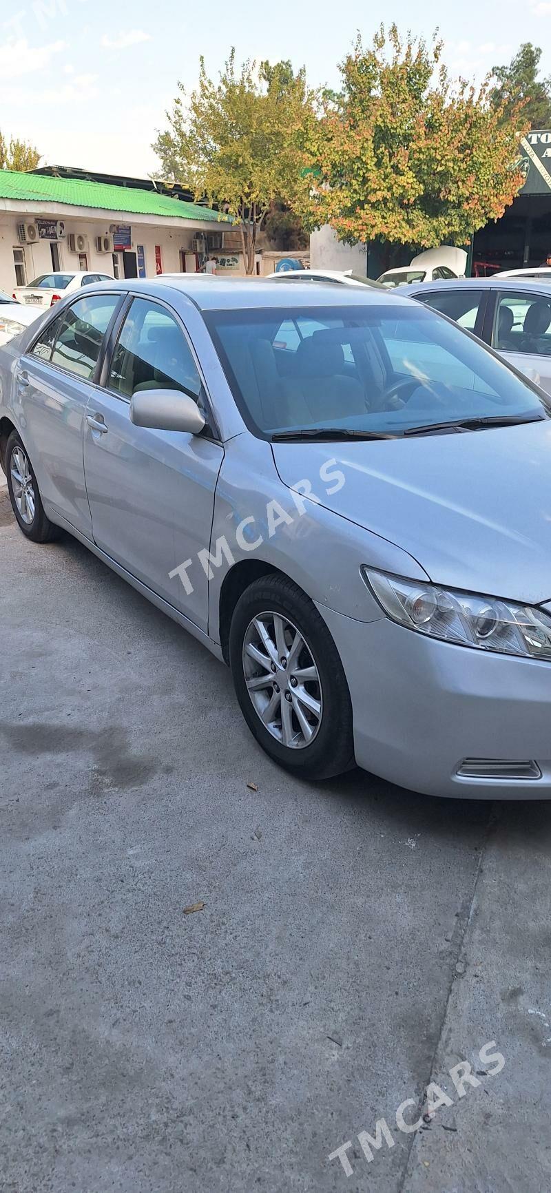 Toyota Camry 2006 - 130 000 TMT - Анев - img 4