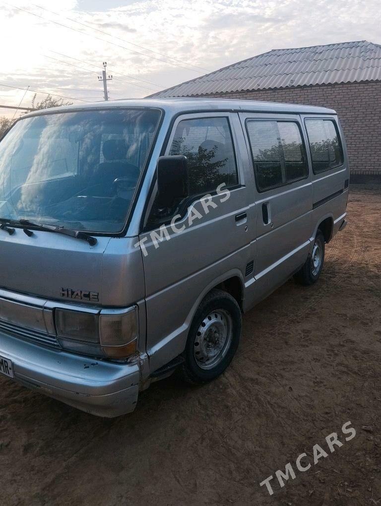 Toyota Hiace 1989 - 32 000 TMT - Mary - img 3