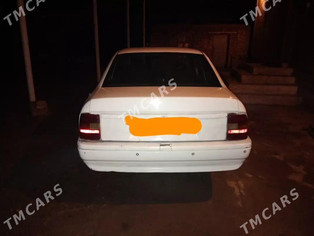 Opel Vectra 1990 - 24 000 TMT - Байрамали - img 2