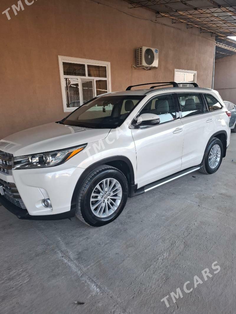 Toyota Highlander 2018 - 380 000 TMT - Türkmenabat - img 3