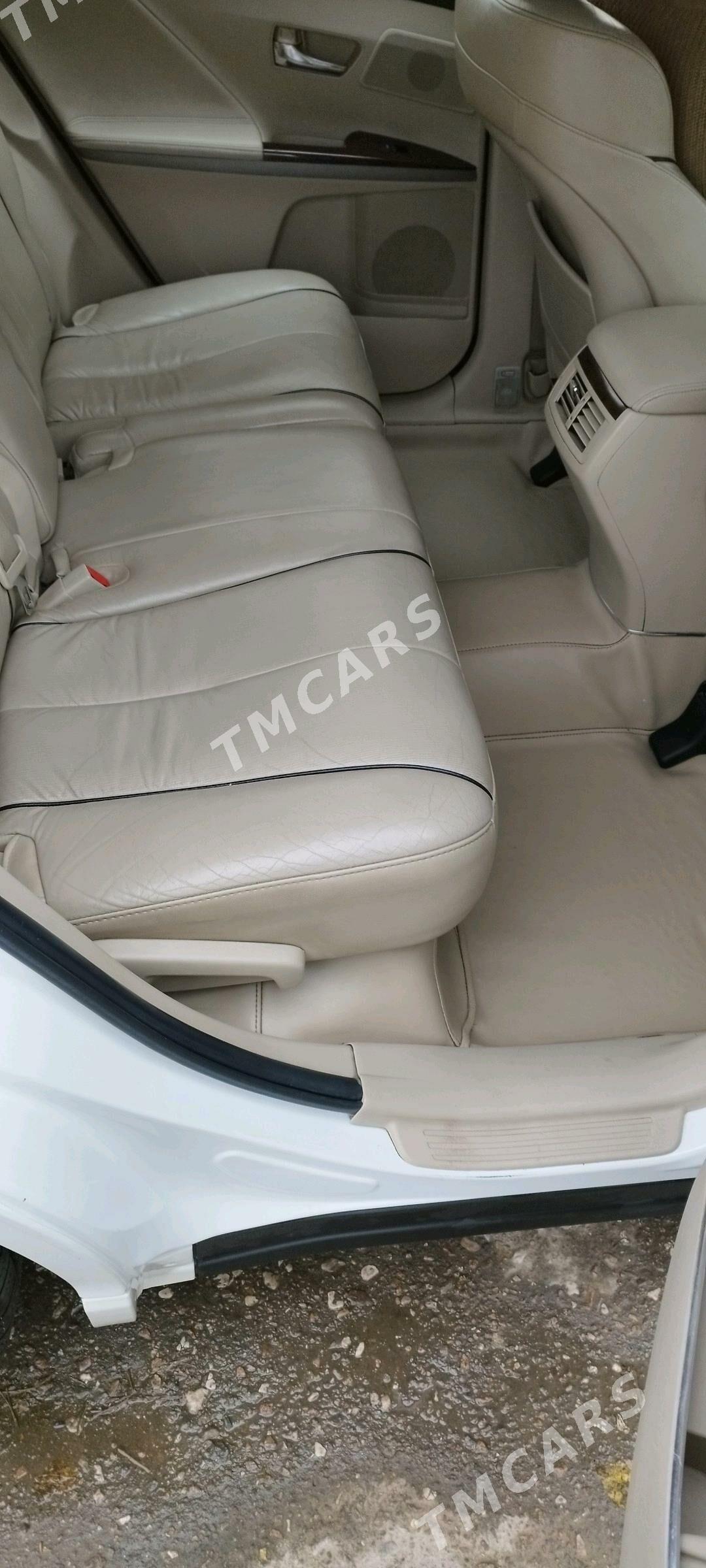 Toyota Venza 2011 - 237 000 TMT - Туркменбаши - img 3