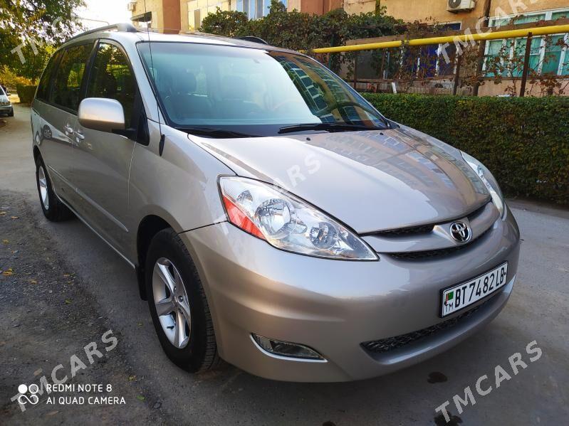 Toyota Sienna 2008 - 215 000 TMT - Туркменабат - img 2