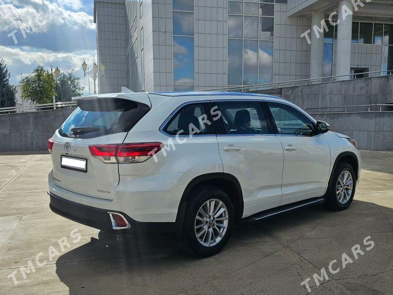 Toyota Highlander 2018 - 435 000 TMT - Büzmeýin - img 4