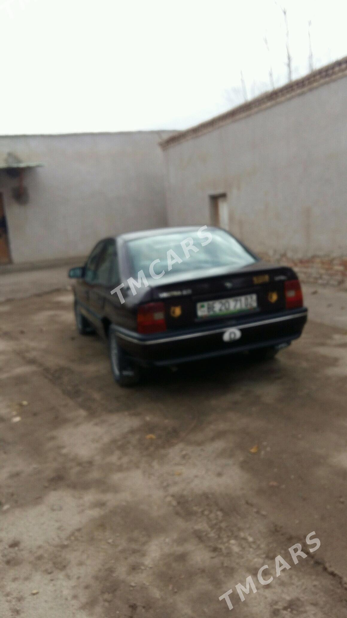 Opel Vectra 1992 - 28 000 TMT - Губадаг - img 3