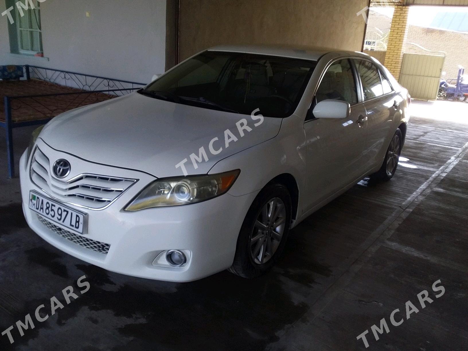 Toyota Camry 2010 - 170 000 TMT - Halaç - img 2