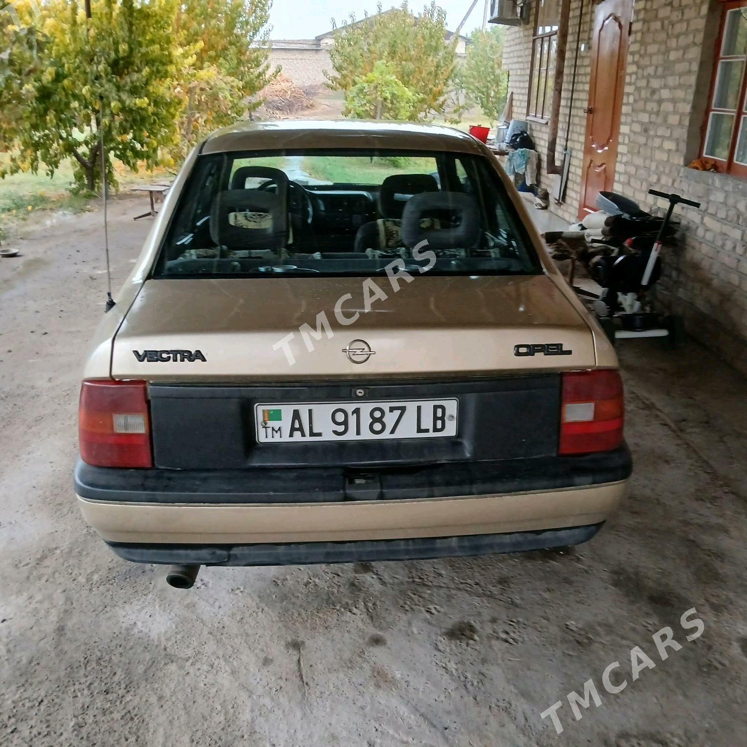 Opel Vectra 1992 - 27 000 TMT - Sakar - img 2