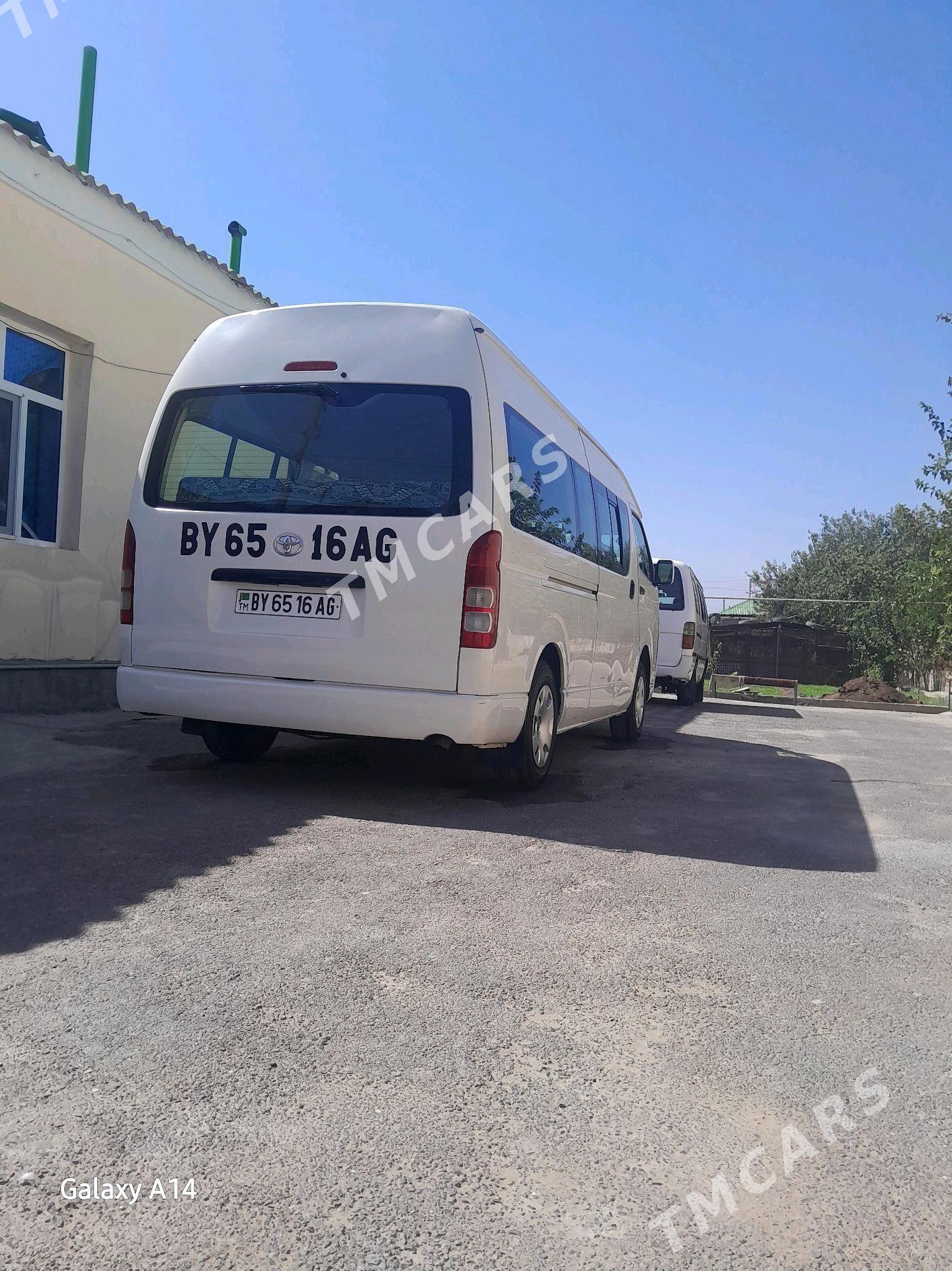 Toyota Hiace 2008 - 310 000 TMT - Ашхабад - img 3