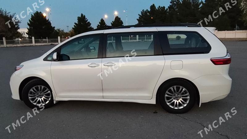 Toyota Sienna 2018 - 440 000 TMT - Aşgabat - img 3