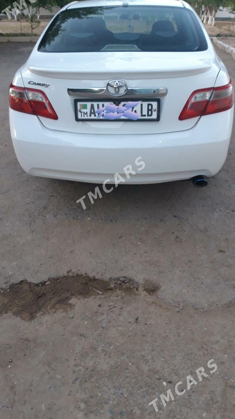 Toyota Camry 2008 - 130 000 TMT - Сейди - img 3