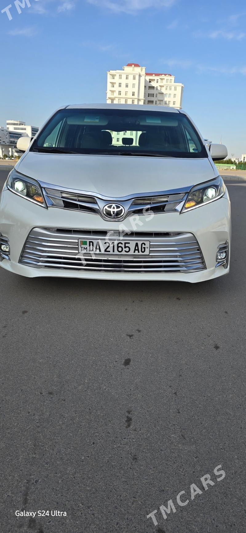 Toyota Sienna 2017 - 375 000 TMT - Ашхабад - img 2