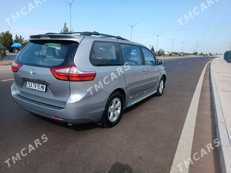 Toyota Sienna 2018 - 310 000 TMT - Мары - img 3