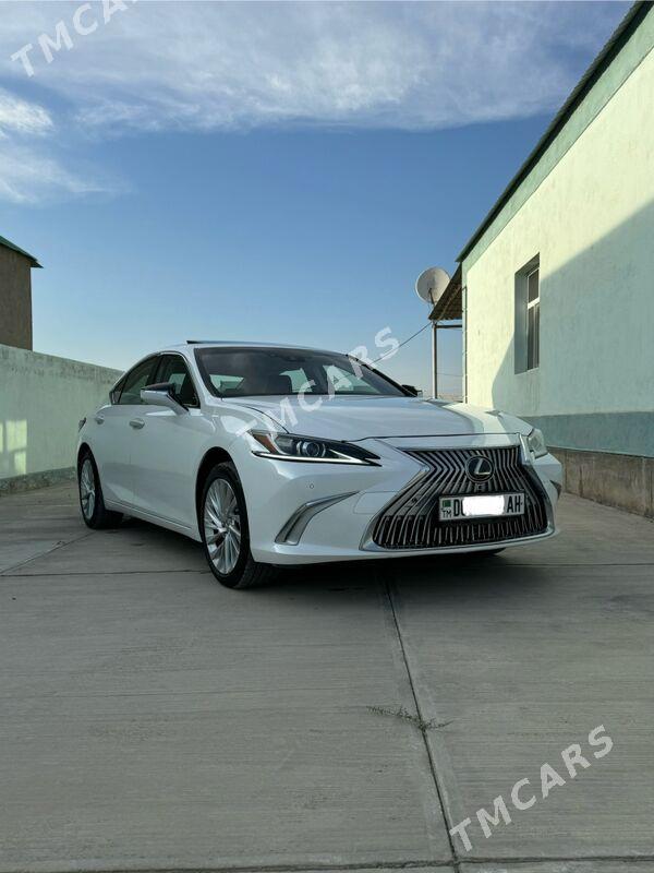 Lexus ES 300h 2021 - 500 000 TMT - Ашхабад - img 4