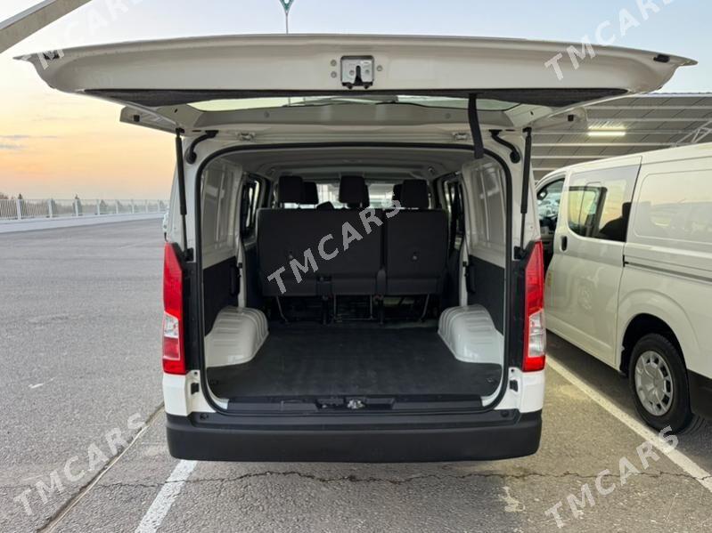 Toyota Hiace 2022 - 515 000 TMT - Aşgabat - img 10