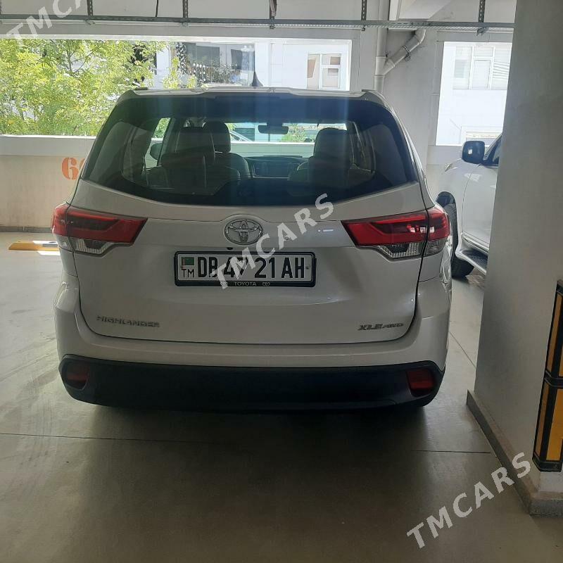 Toyota Highlander 2018 - 435 000 TMT - Aşgabat - img 3