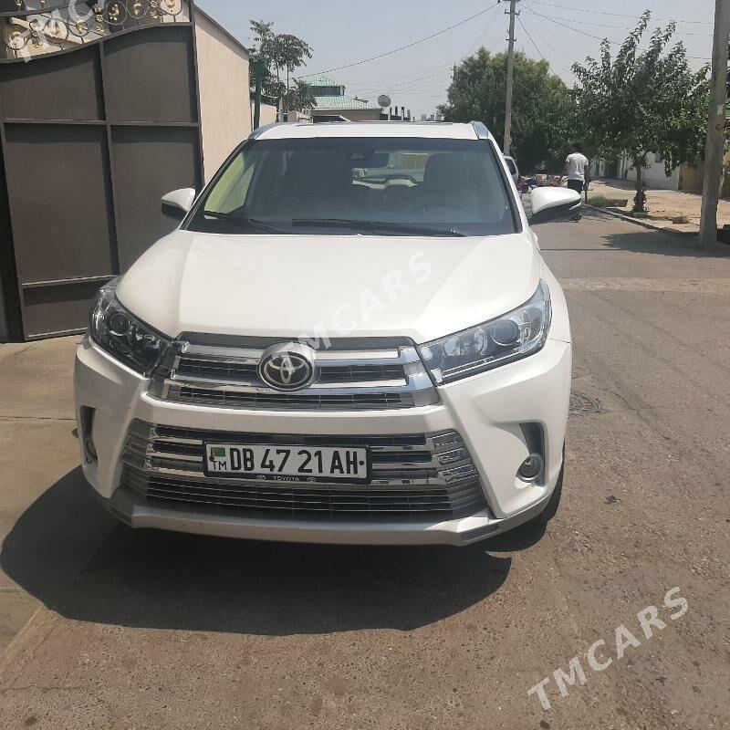 Toyota Highlander 2018 - 435 000 TMT - Aşgabat - img 2